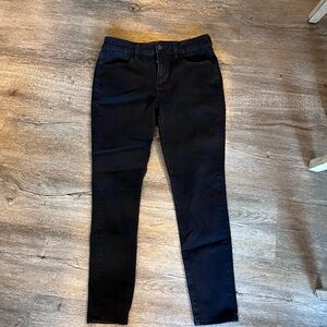American Eagle Outfitters Black Skinny Jeans Versatile Style